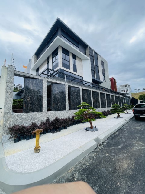 Ampang Private Bungalow Marble Staircase and Wall Cladding